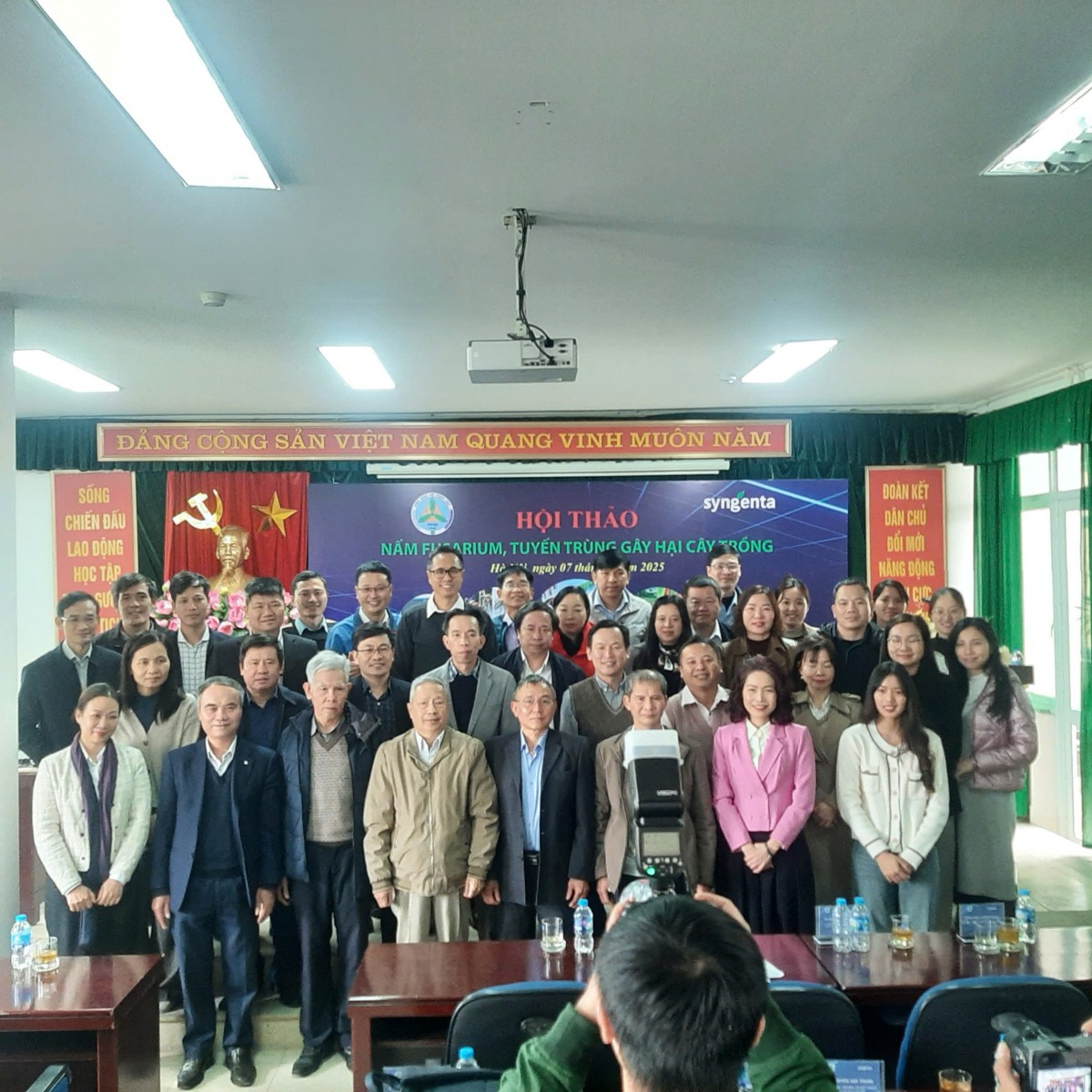 HỘI THẢO KHOA HỌC “NẤM FUSARIUM, TUYẾN TRÙNG GÂY HẠI CÂY TRỒNG”